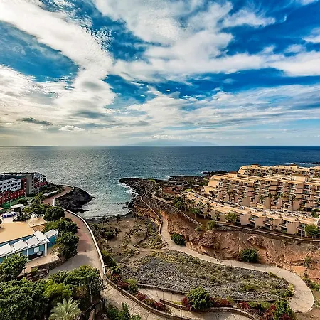 Paraiso Del Sur & *